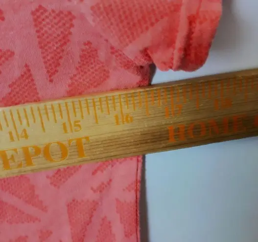 Avia T Shirt Tech Sport Gym Fitness Graphic Tee Top Short Sleeve Polyester Blend