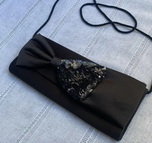 La Regale vintage black envelope evening purse.