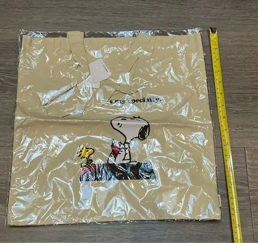 Snoopy and Woodstock beige tote bag