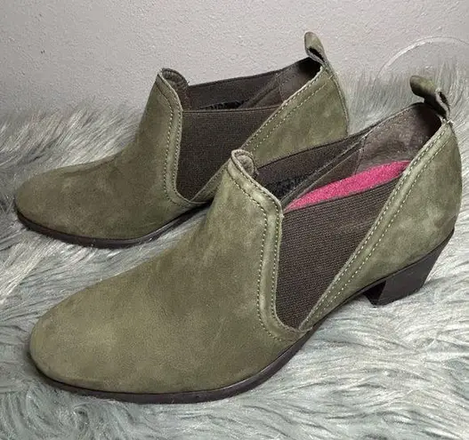 Munro JESSIE HEELED NUBUCK LEATHER BOOTIES HERB GREEN Slip-On Size 6.5