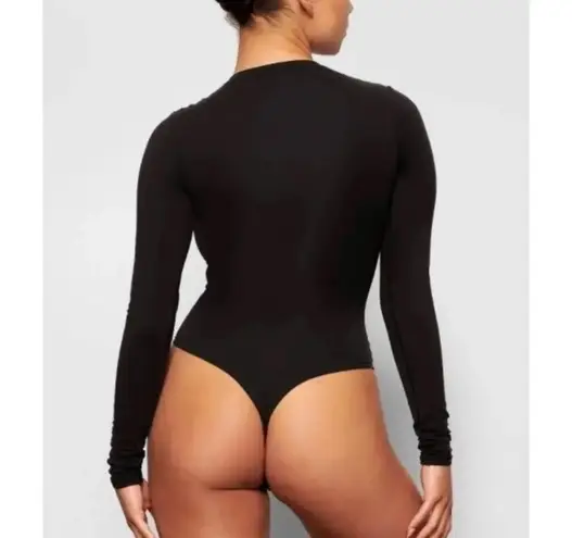 SKIMS Fits Everybody Long Sleeve Bodysuit XS