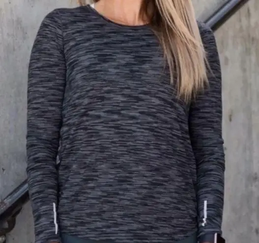 Zyia  NWT Split Back Long Sleeve Athletic Workout
Top: Charcoal Grey Spacedye XS‎