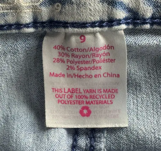 No Bo High Rise Cropped Denim Stretchy Jeans - Light Wash, Size 9 Juniors