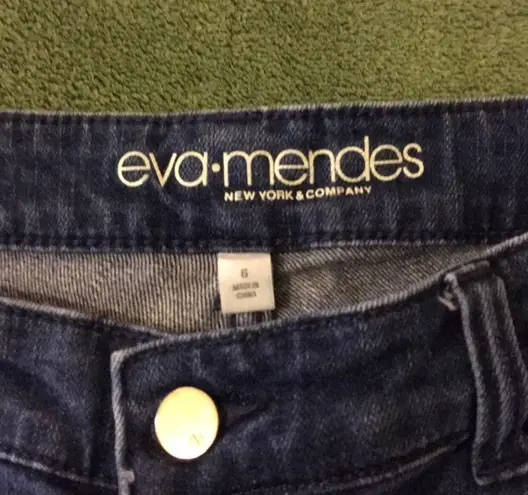 New York & Co. Boyfriend Jeans SZ 6