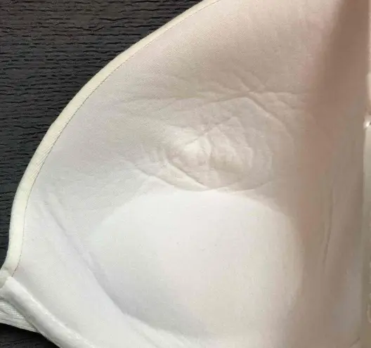 Cacique Ivory T-Shirt Bra Molded Cups Underwire Adjustable Womens 38F