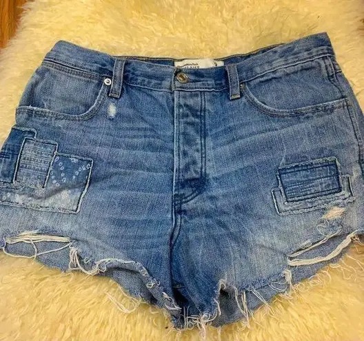 Abercrombie & Fitch  high rise distressed shorts