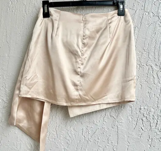 Skylar Rose NWT Asymmetrical Ruched Side Satin Mini Skirt Beige Women's Small