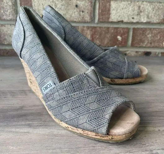 Toms  Shoes Womens 6.5 Classic Pump Wedge Heels Shoes Gray Slip On Cork Peep Toe