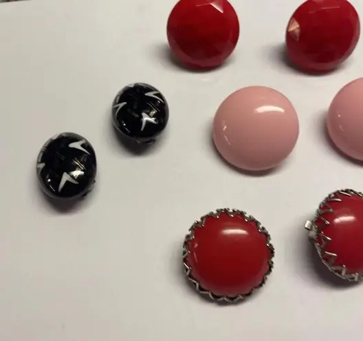 Lot of 5 Vintage /Modern Costume Earrings Clip On Screw On Pink Red Black Etc