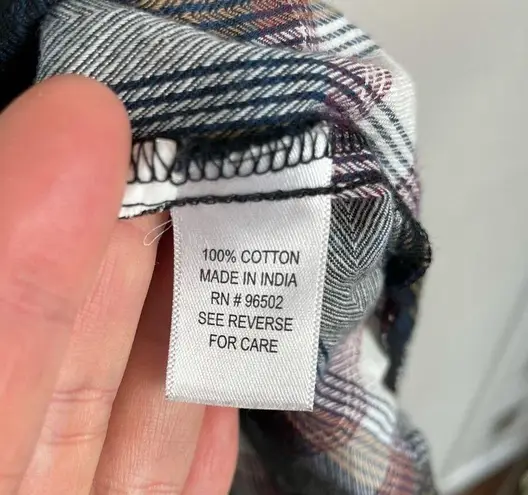 Girl Krazy GIRL CRAZY Navy & Cream Plaid Button Down Flannel Size L