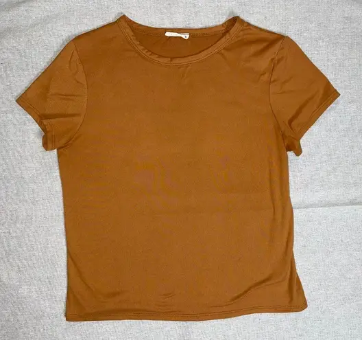 Olivia Rae | Mustard Yellow Short Sleeve Cropped Tee | Large