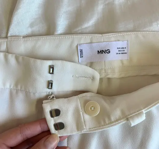 Mango NWOT  Solid White High Rise Trousers Cropped Dress Pants Size Small