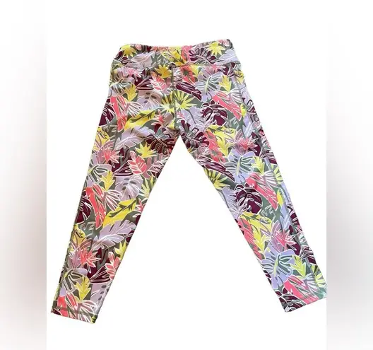 Pro Player Tropical Jungle Coastal Leafy Athletic Athleisure Gym Capri Leggings