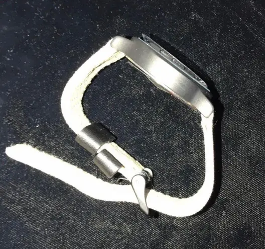 Komono Minimal Textured Watch NWT