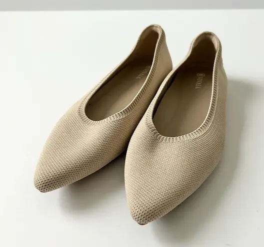 Vivaia Aria Pointed Toe Ballet Flats in Almond Size 43 EU 11 US