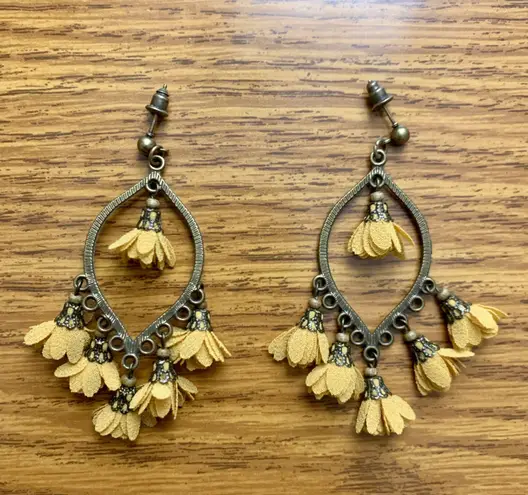 Boho Yellow Floral Oval Frame Dangle Earrings Brown