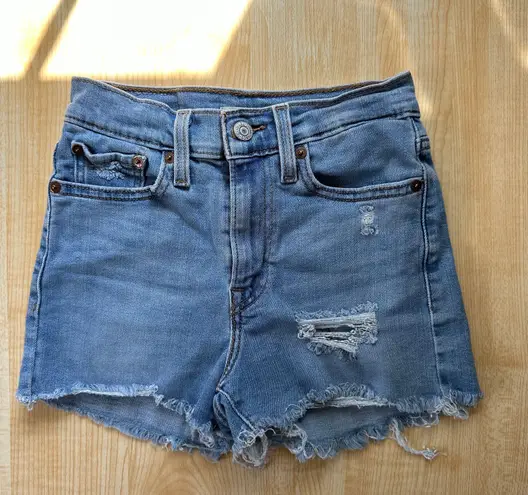 Levi's Distressed High Rise Denim Shorts in Sapphire Dust - Size 24, Medium Wash