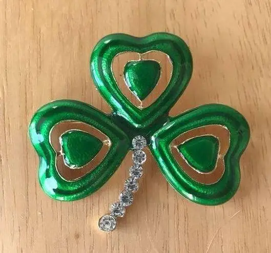 Shamrock Pin Brooch Austrian Crystals St Patricks