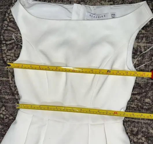 Keepsake the Label NWT Women’s S White Disillusion Peplum Exposed Zip Back Dress