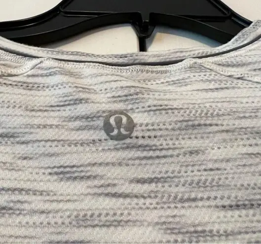 Lululemon  Grey Workout Top Size 4