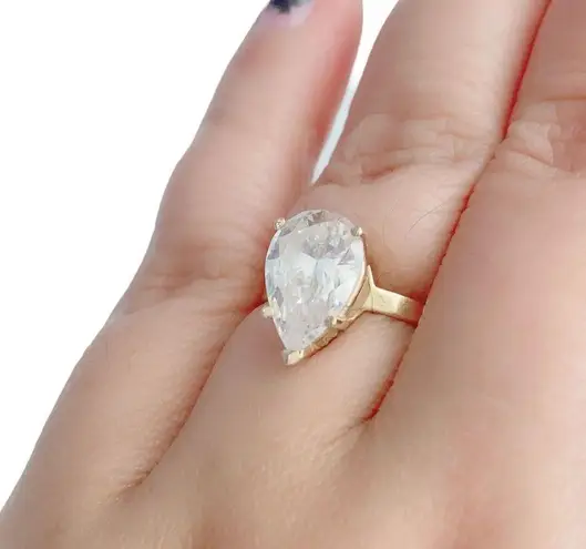 14K 14KT Yellow Gold PEAR SHAPED CZ Cubic Zirconia Engagement Gift Ring Sz 7.5