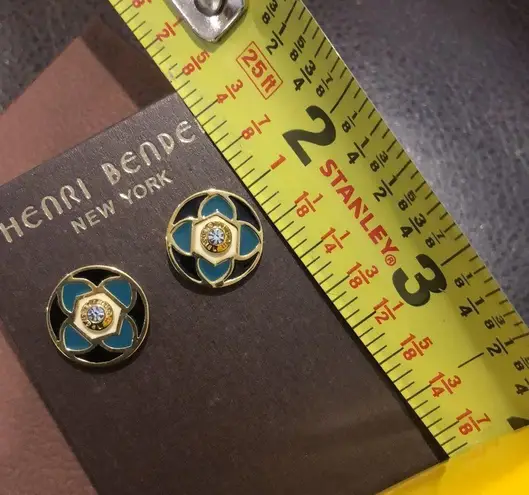 Henri Bendel Earrings Turquoise Black and Gold Floral Studs NEW ON CARD