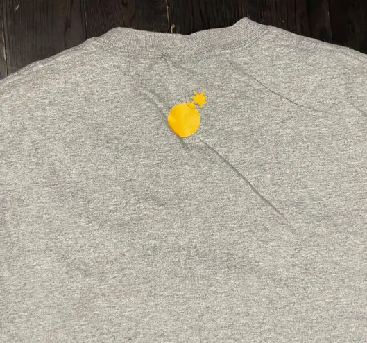 The Hundreds Y2K Skater Street Style Yellow Script Logo Gray T-shirt Sz Large