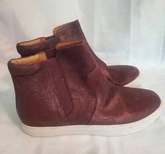 Gentle Souls by Kenneth Cole Carter Booties Size 7.5. S37