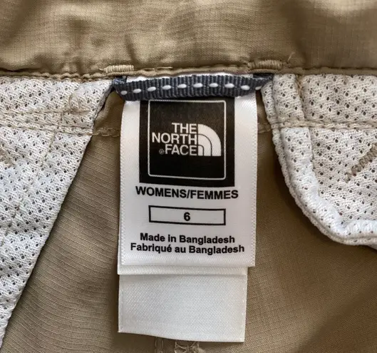 The North Face  Women’s Khaki Capri Pants