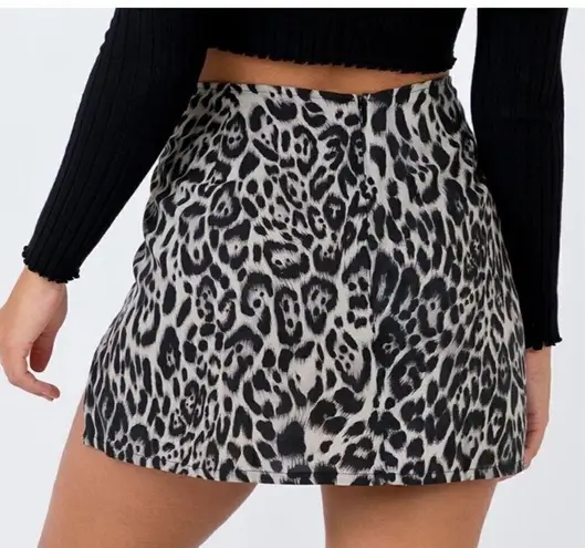 Motel Sheny Skirt Gray Leopard NWOT XS