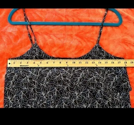 Likely M Asymmetric Hem Tiered Tank Top Navy Floral