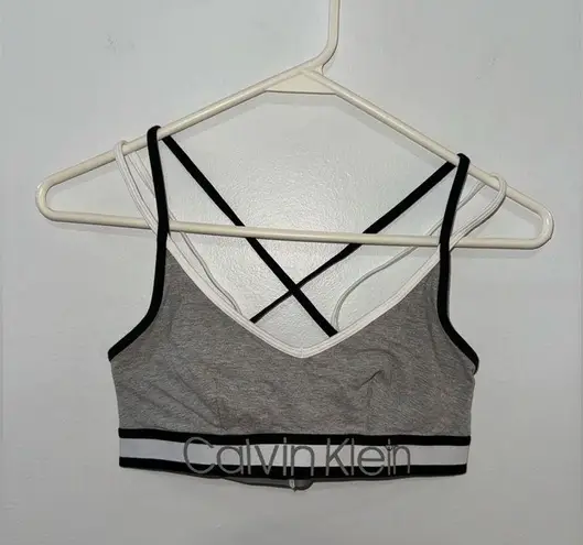 Calvin Klein Pre-Owned MD  Grey, Black and White Cross Back Sports Bra