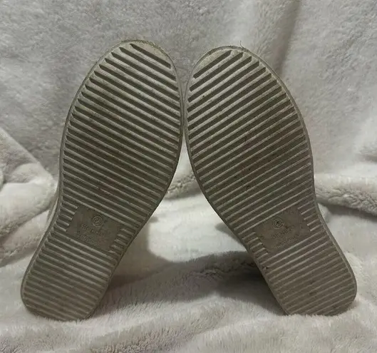 Blondo Boots Women’s 8M Beige Waterproof Suede Sneaker Faux Fur Lined #B3496295