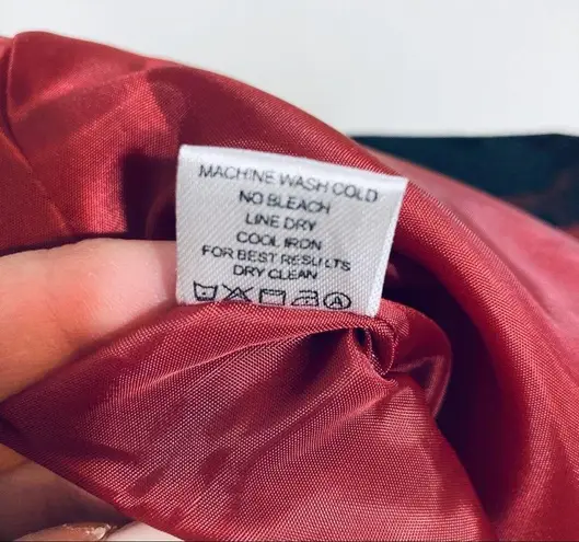 Red Black striped silky cropped blazer, size PS