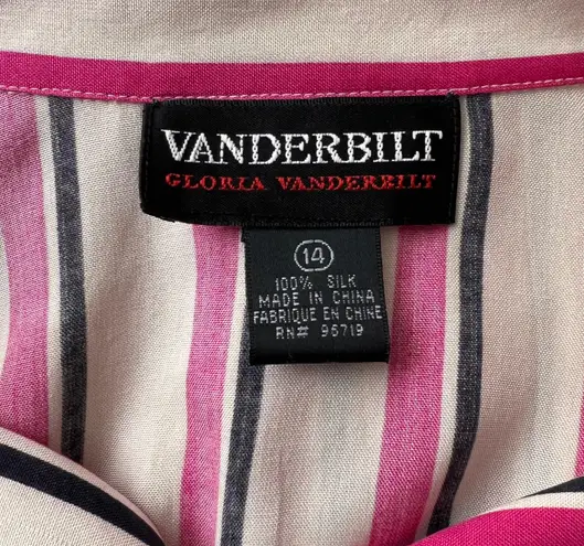 Gloria Vanderbilt Vintage Silk Button Down Shirt