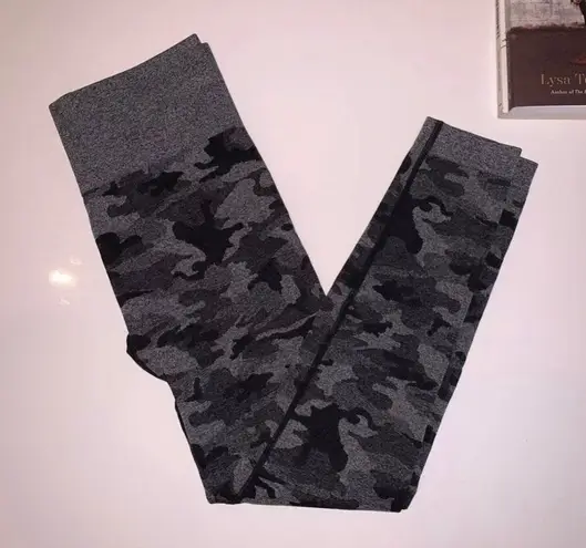 Gym flex Butt Crotch Lift Camo Leggings Black