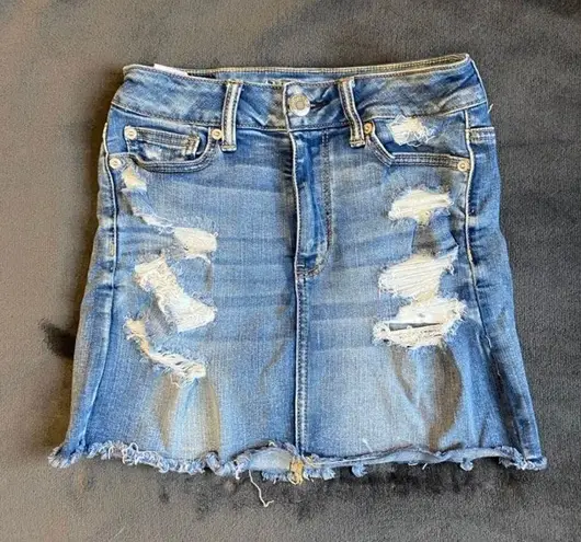 American Eagle distressed jean skirt