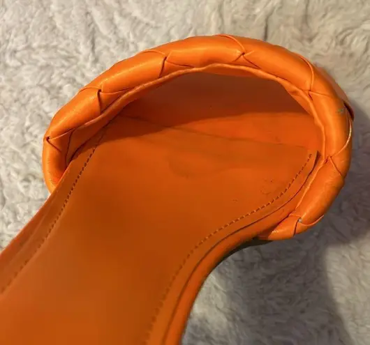 Marc Fisher  size 9M orange shoes