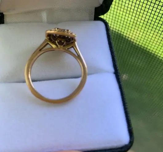 10k Rose Gold Diamond Ring