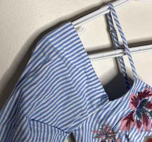 Lulumari floral embroidered cold shoulder striped babydoll top size S