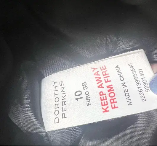 Dorothy Perkins Black Faux Fur Lined Hooded Zip Up Vest Size Medium