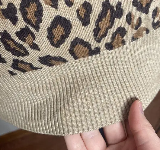 Ellen Tracy tan cheetah print sweater lightweight size S