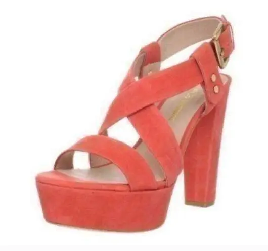 Pour La Victoire Nealla Heels