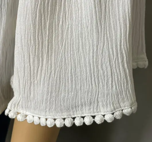 Liberty Love White 3/4 Flare Sleeve With Lace Detail Size Medium