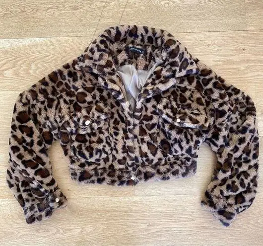 Pretty Little Thing  Fluffy Leopard Print Crop Jacket in Brown and Black