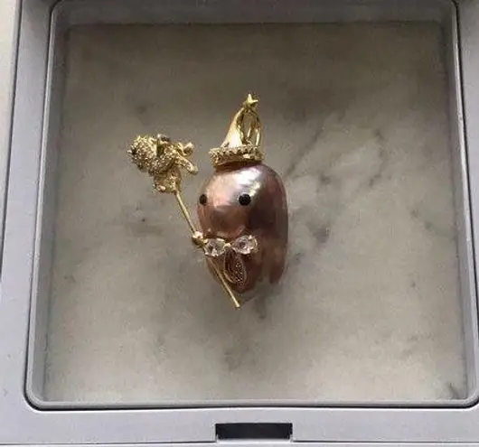 Baroque Pearl Little Monster Pendant With Moveable Wand