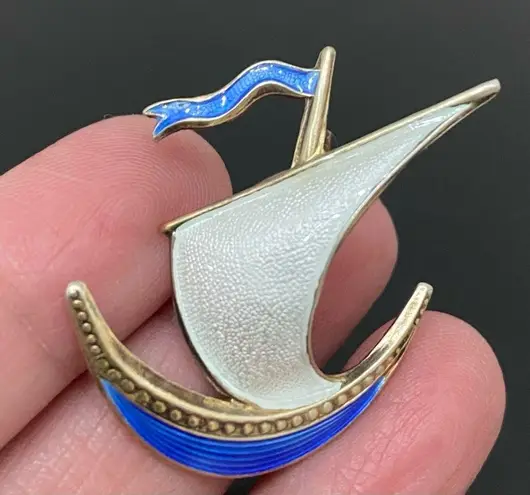 intage Ivar T Holth Norway 925 Sterling Silver Guilloche Enamel Sail Boat Brooch Blue