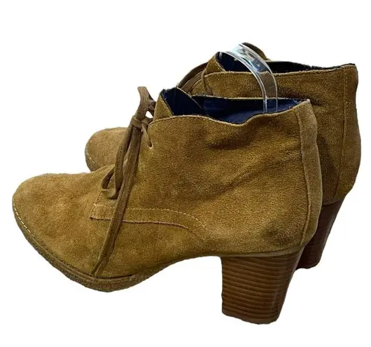 Gap  Suede  LUCY lace up booties Size 8 Syrup golden brown