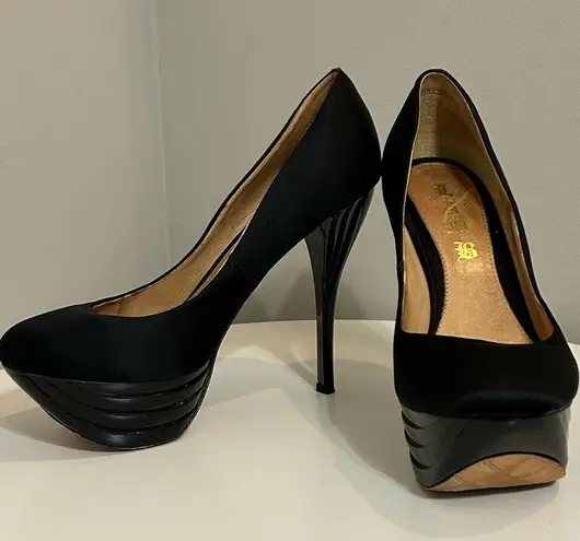 L.A.M.B. Gwen Stefani Black Satin & Leather Platform High Heel Pumps