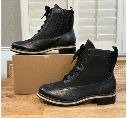 Walking Cradles Knox Ankle Boots Black Leather Size 7.5 NWOB Stylish Comfy